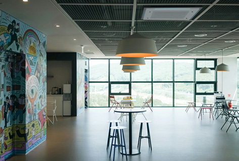 Gallery 6